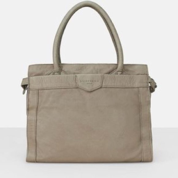 Liebeskind Handbags - NWT LIEBESKIND BERLIN GLORY7 Shoulder Bag